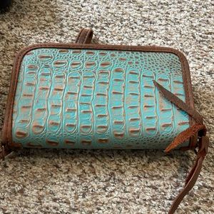 Double J Saddlery Women’s Clutch organizer! Excellent for holding lots of cards